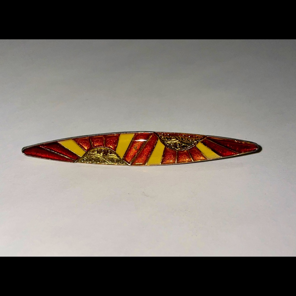 Vintage painted enamel Brooch